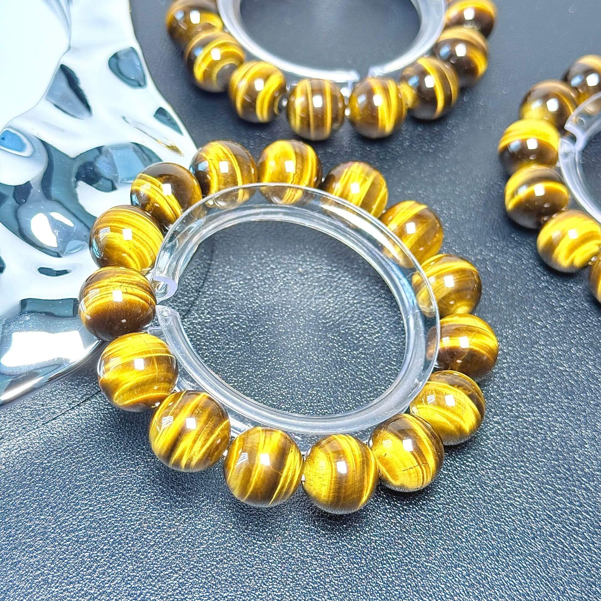 LUCKY EYE · NATURAL GOLDEN TIGER EYE BRACELET